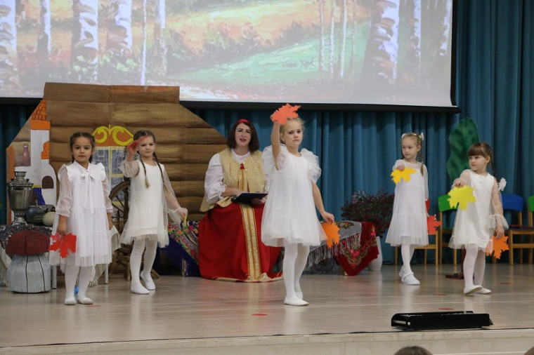 Праздник «Покров Пресвятой Богородицы».